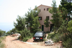 Apartments by the sea Sveta Nedilja, Hvar - 4609